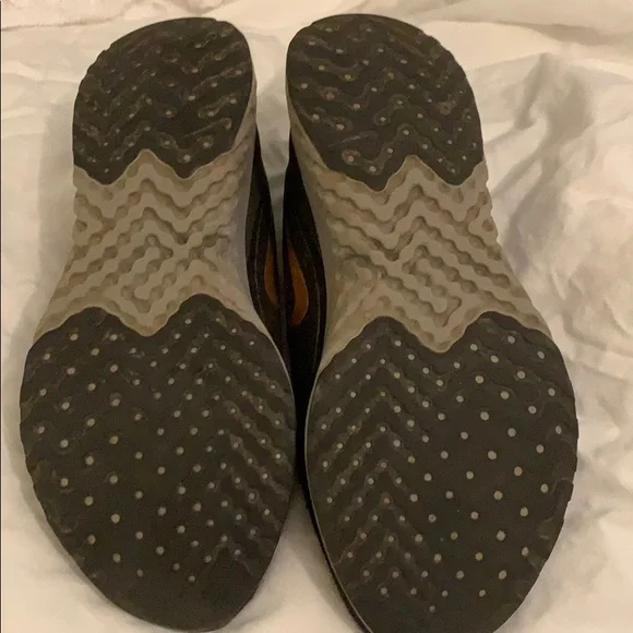 Nike React Running Sneakers, size 8.5 - Picture 3 of 4